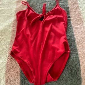 Red bodysuit 💋♥️❤️🌹